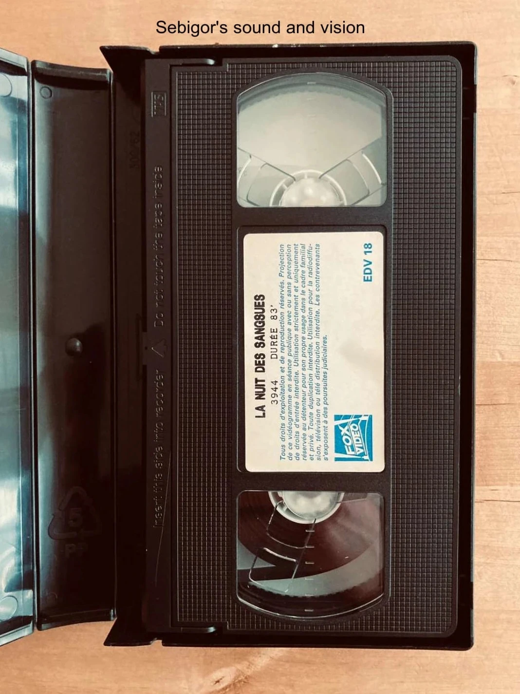 Cassette VHS La noche de las Sanguijuelas. – photo 2